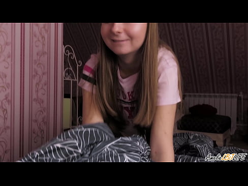 ❤️ Blondýnka hluboce saje své nejlepší kamarádky a dostává sperma do pusy ️❌ Šukání video u nás ❌️❤