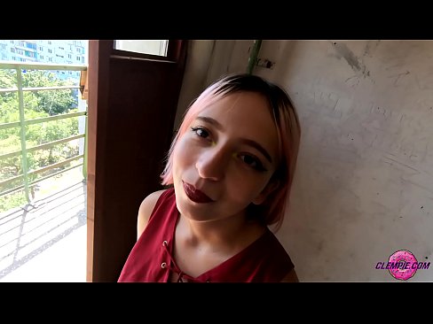 ❤️ Studentka smyslně kouří cizince ve vnitrozemí - sperma na tváři ️❌ Šukání video u nás ❌️❤