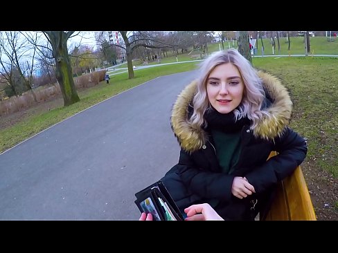 ❤️ Polyká cizí žhavé sperma za peníze - orál v parku Eva Elfie ️❌ Šukání video u nás ❌️❤